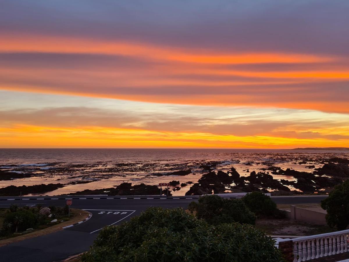 Walkerbay Accommodation Gansbaai Kültér fotó